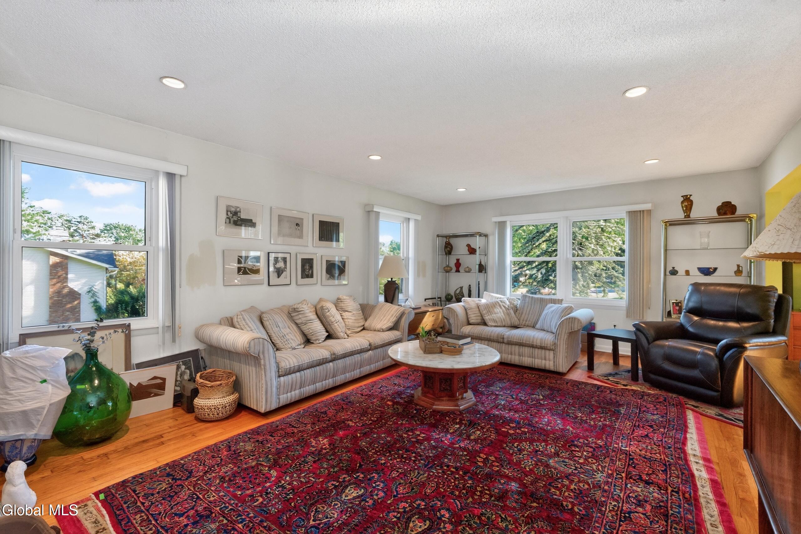 1245 Sandra Lane Niskayuna NY 12309