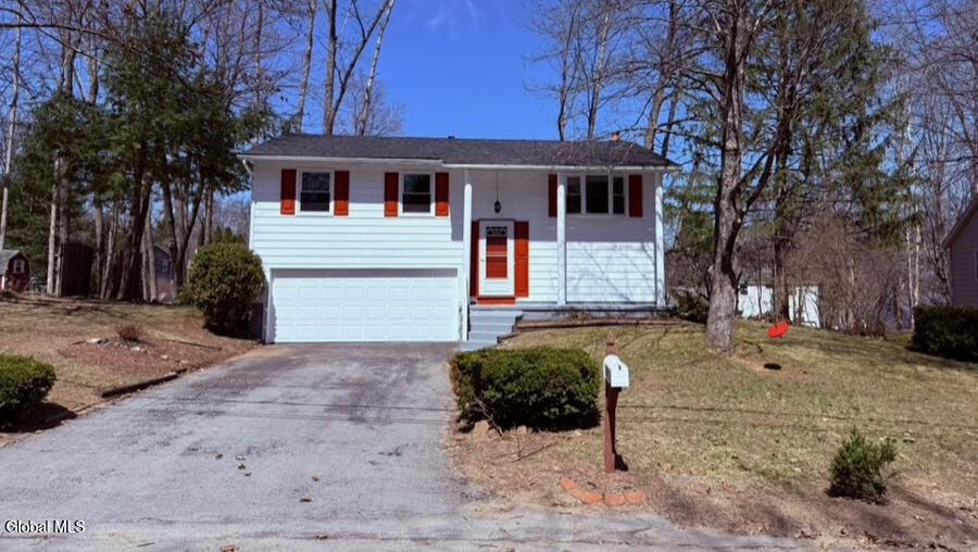 8 Orenda Spring Drive Saratoga Springs NY 12866