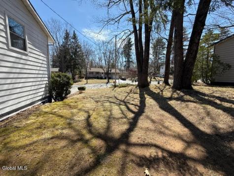 8 Orenda Spring Drive Saratoga Springs NY 12866