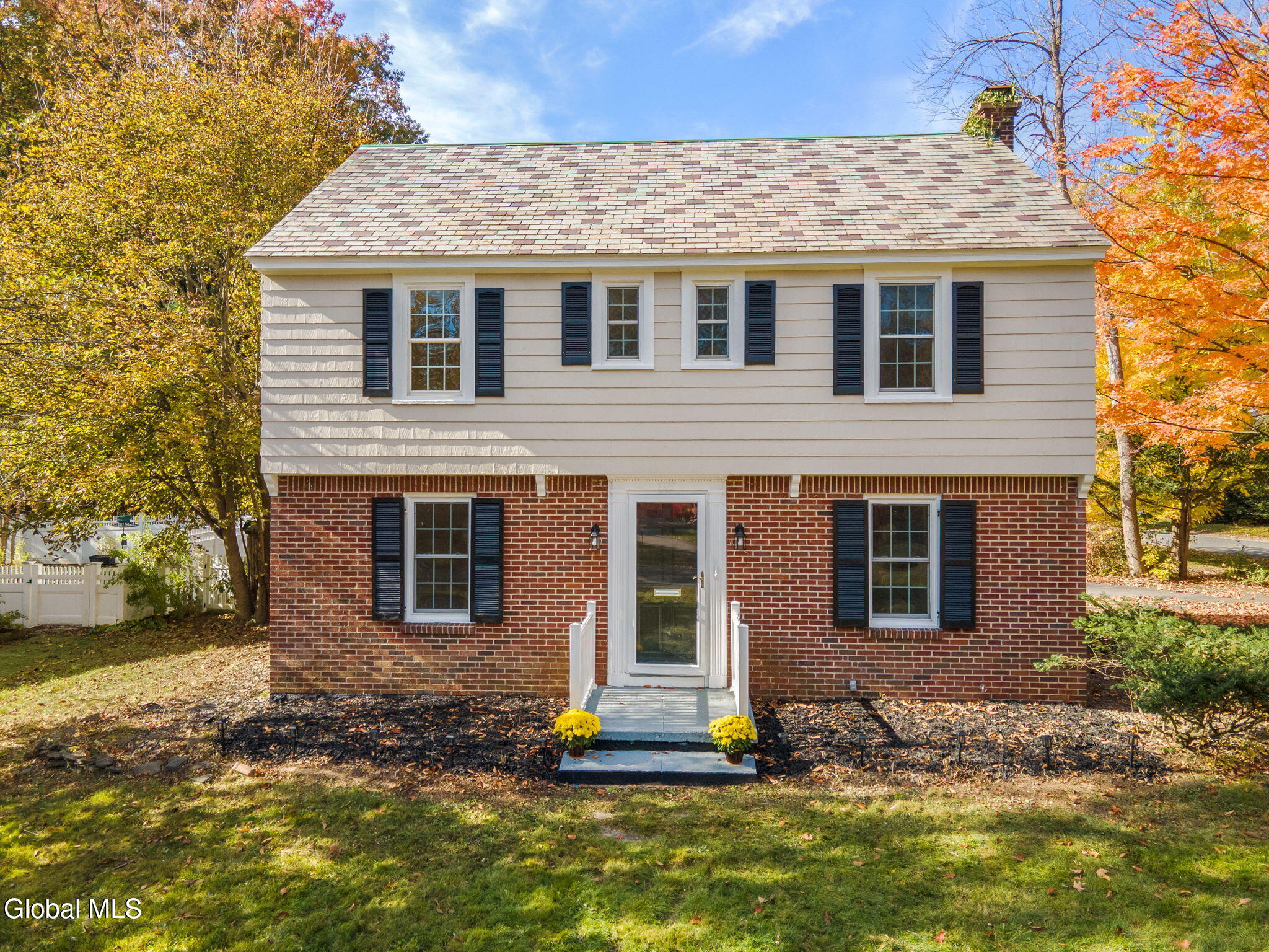1937 Dean Street Schenectady NY 12309