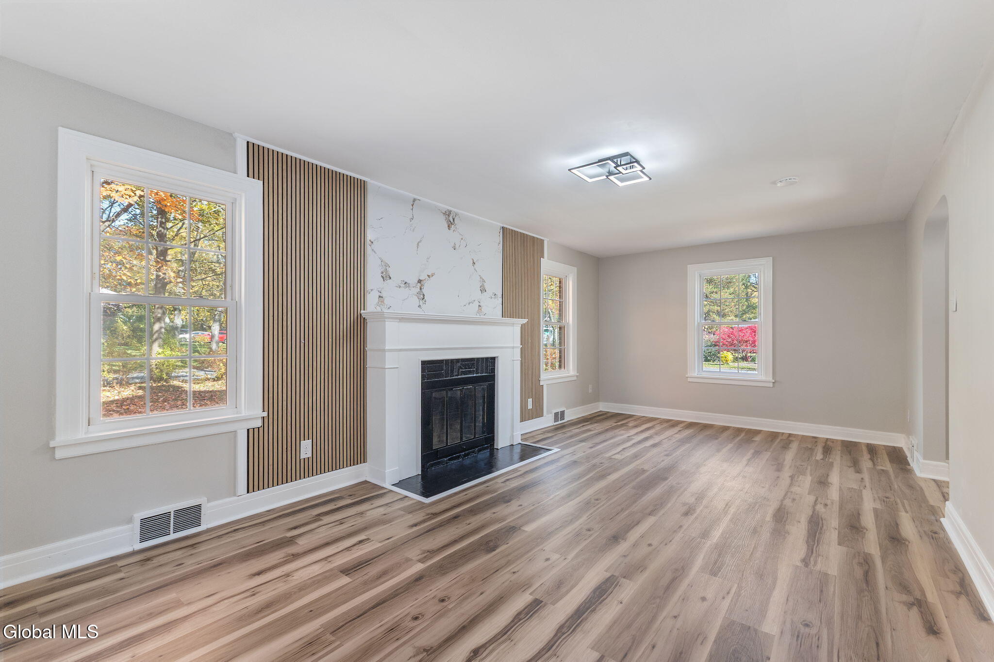 1937 Dean Street Schenectady NY 12309