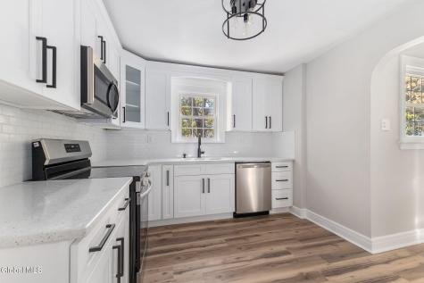 1937 Dean Street Schenectady NY 12309