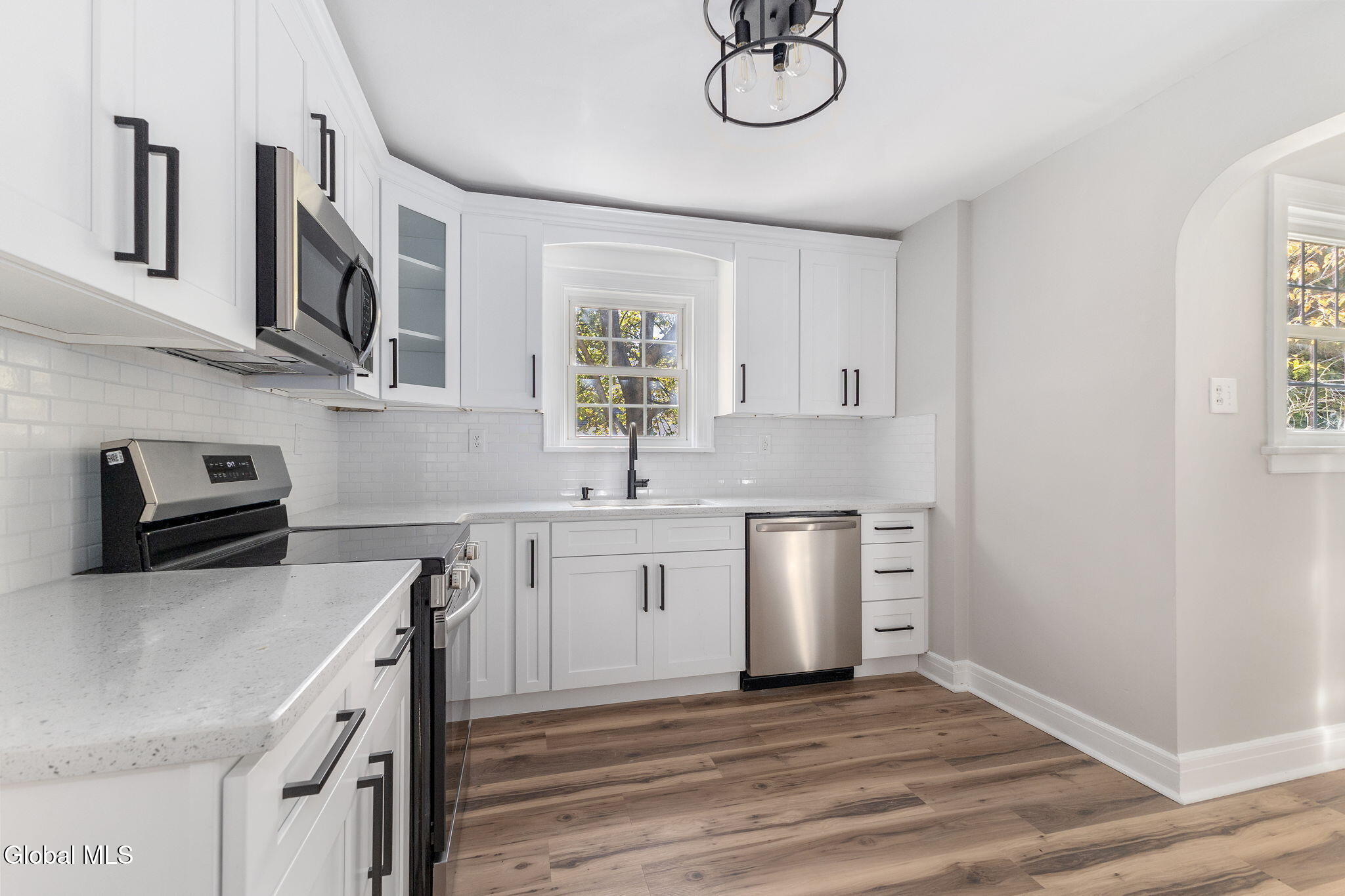 1937 Dean Street Schenectady NY 12309