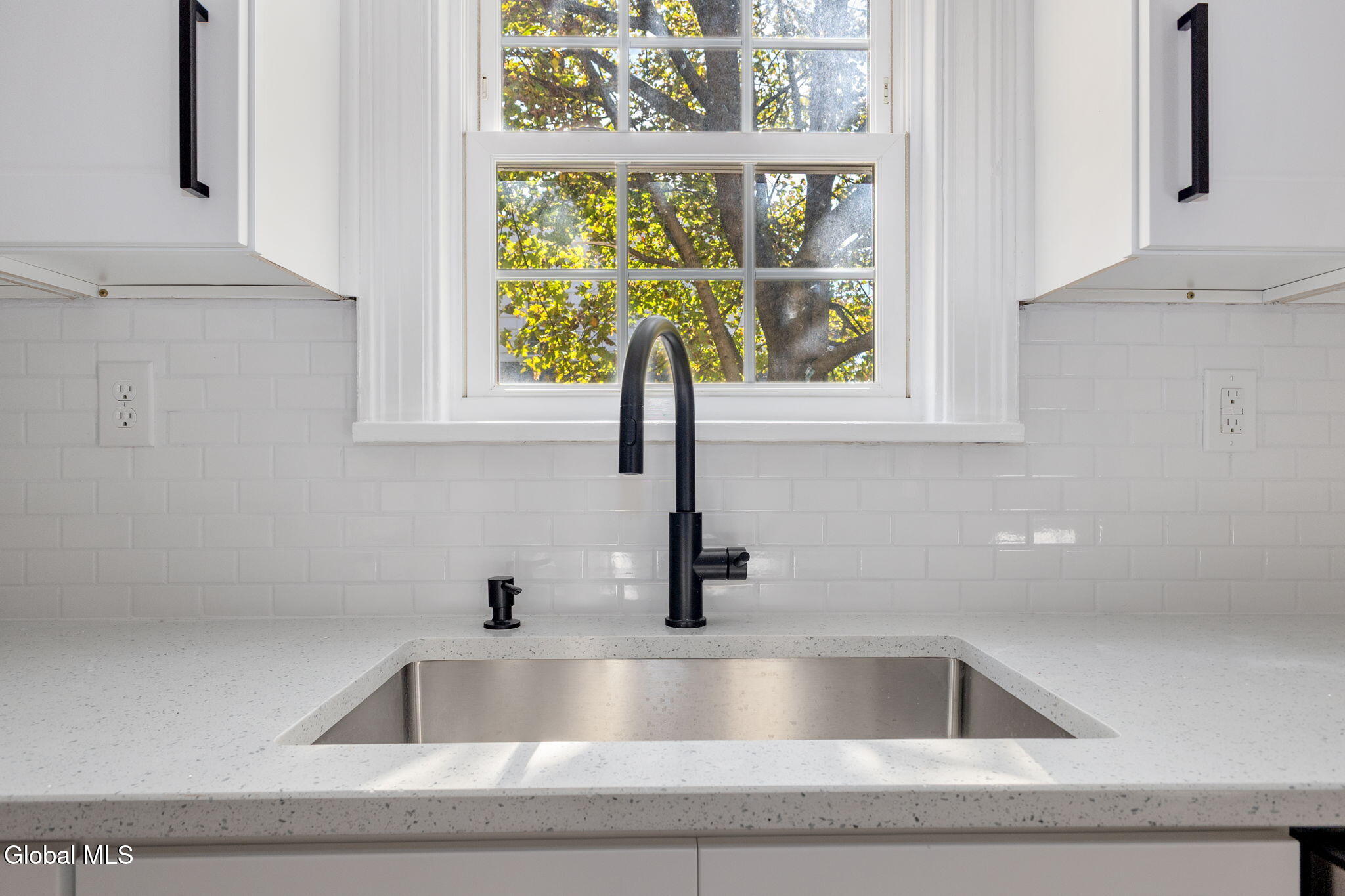 1937 Dean Street Schenectady NY 12309