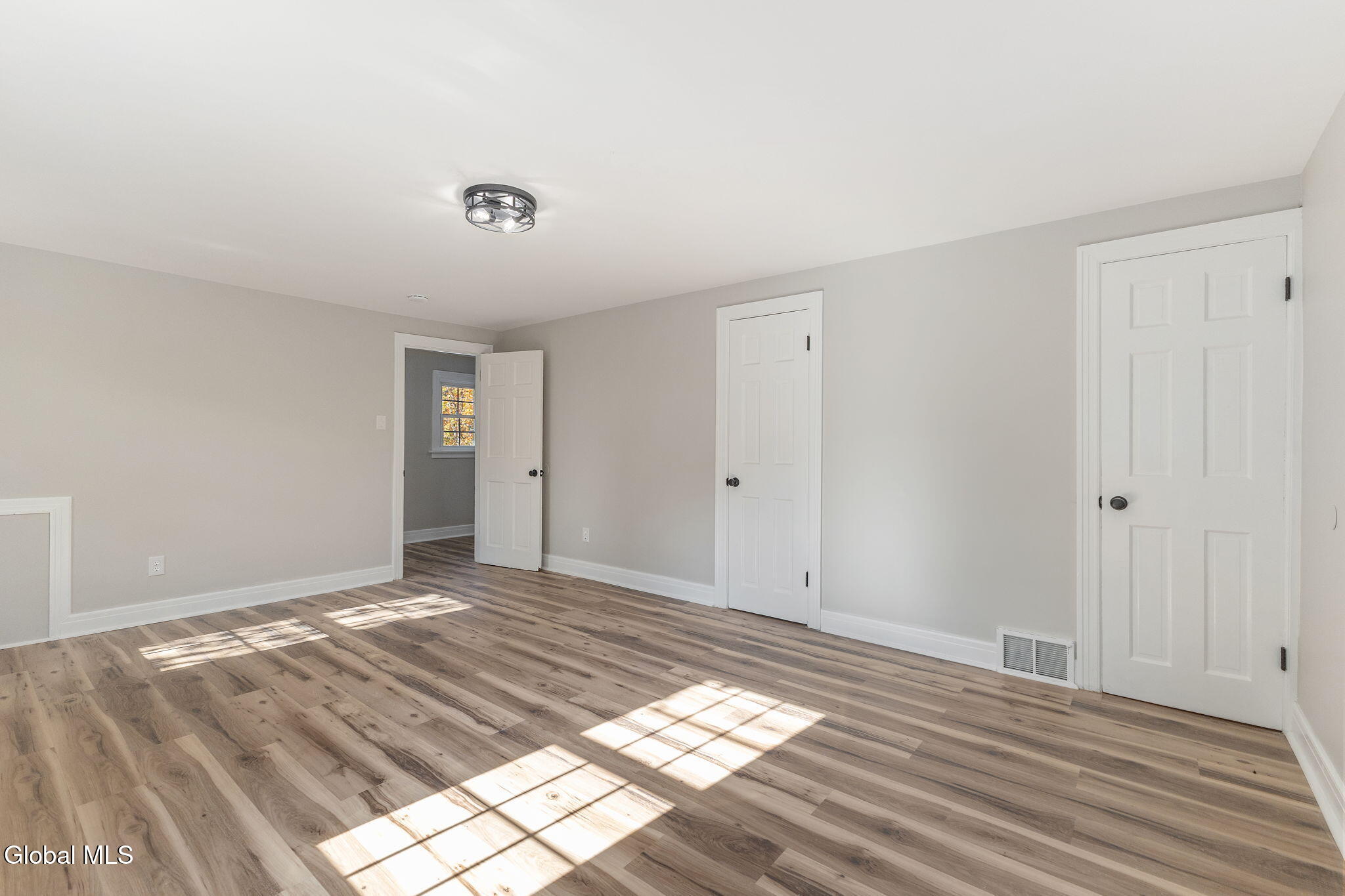1937 Dean Street Schenectady NY 12309