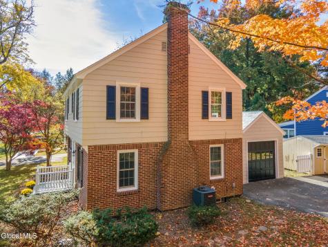 1937 Dean Street Schenectady NY 12309
