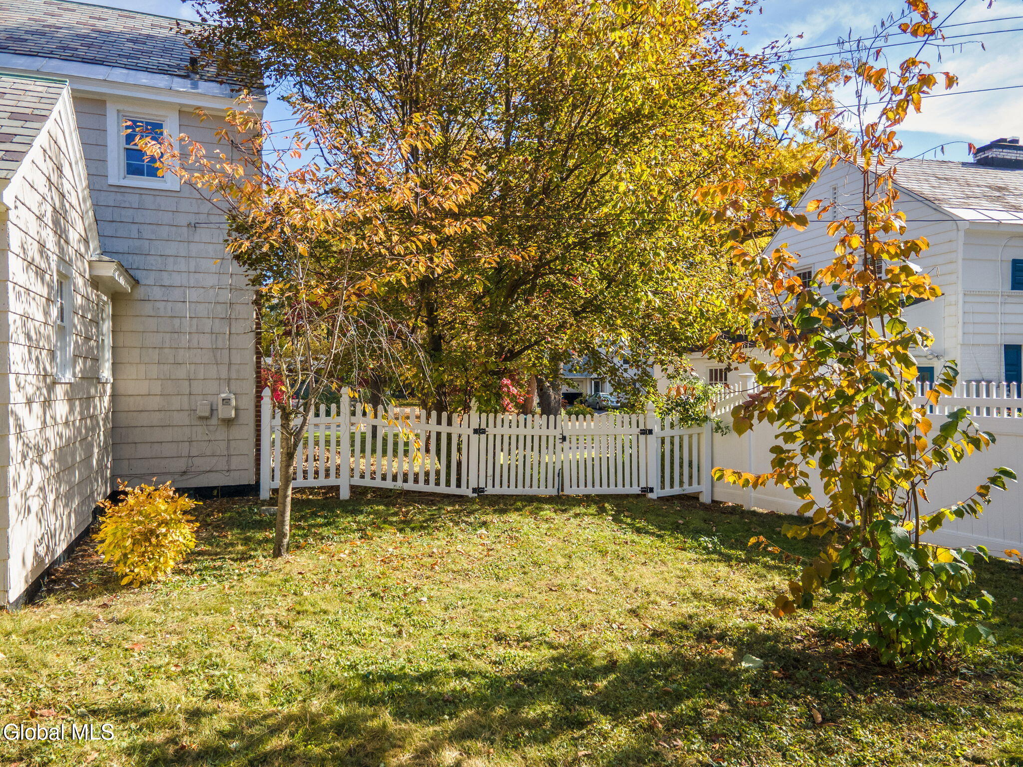 1937 Dean Street Schenectady NY 12309