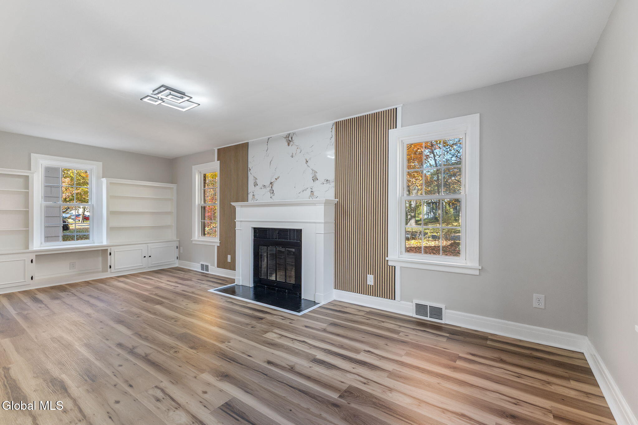 1937 Dean Street Schenectady NY 12309