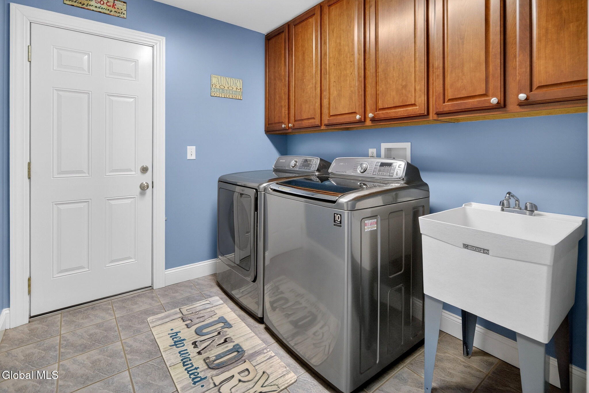 187 Lape Road Rensselaer NY 12144