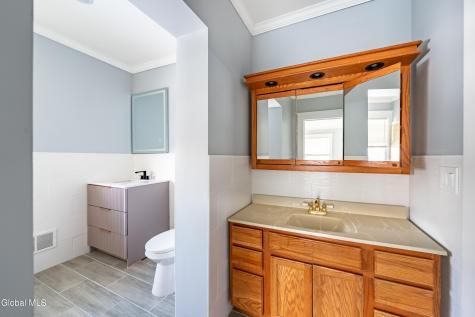 195 Guy Park Avenue Amsterdam NY 12010