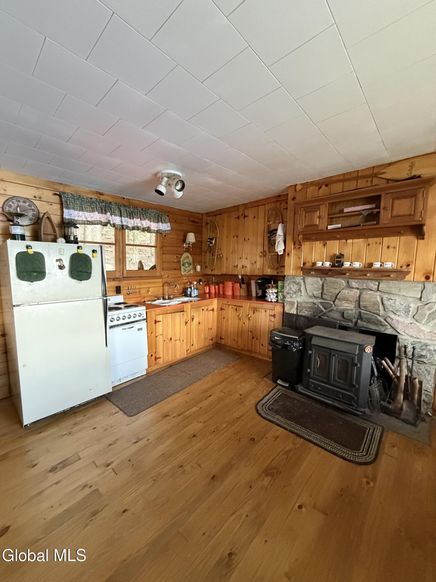 271 Boat Access Only Schroon Lake NY 12870