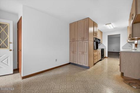 2507 Augustine Avenue Rotterdam NY 12306