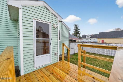 2507 Augustine Avenue Rotterdam NY 12306