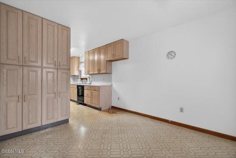 2507 Augustine Avenue Rotterdam NY 12306