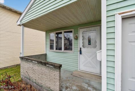 2507 Augustine Avenue Rotterdam NY 12306