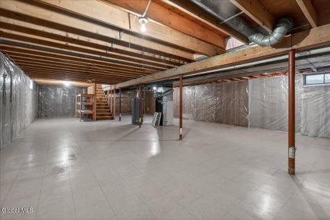 2507 Augustine Avenue Rotterdam NY 12306