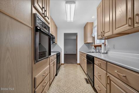 2507 Augustine Avenue Rotterdam NY 12306