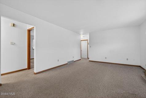 2507 Augustine Avenue Rotterdam NY 12306