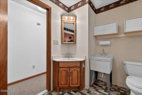 2507 Augustine Avenue Rotterdam NY 12306