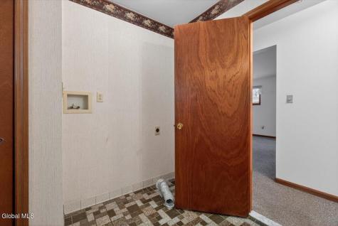 2507 Augustine Avenue Rotterdam NY 12306