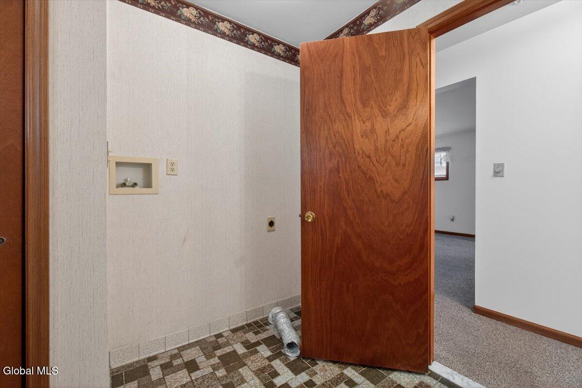 2507 Augustine Avenue Rotterdam NY 12306