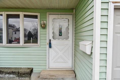 2507 Augustine Avenue Rotterdam NY 12306