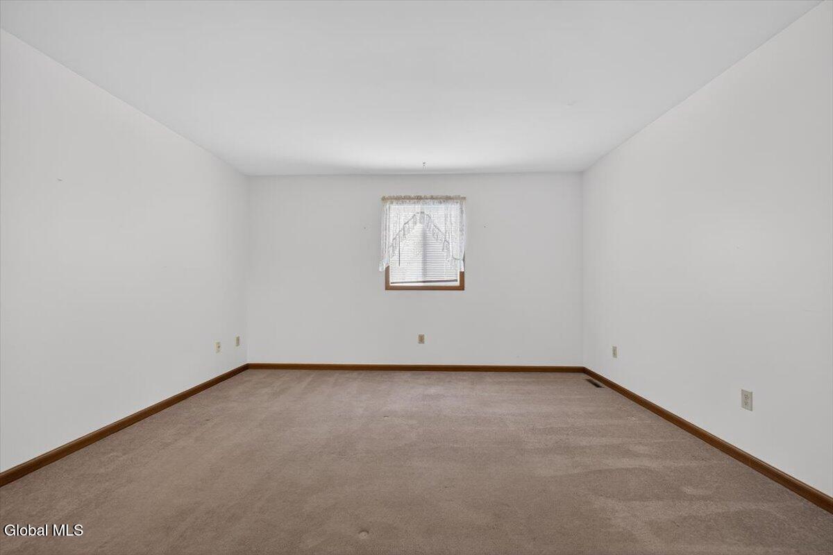 2507 Augustine Avenue Rotterdam NY 12306