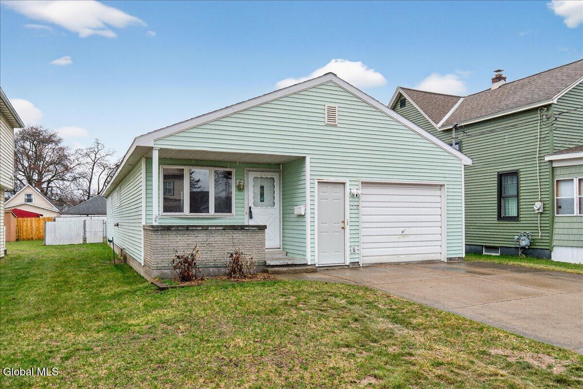 2507 Augustine Avenue Rotterdam NY 12306