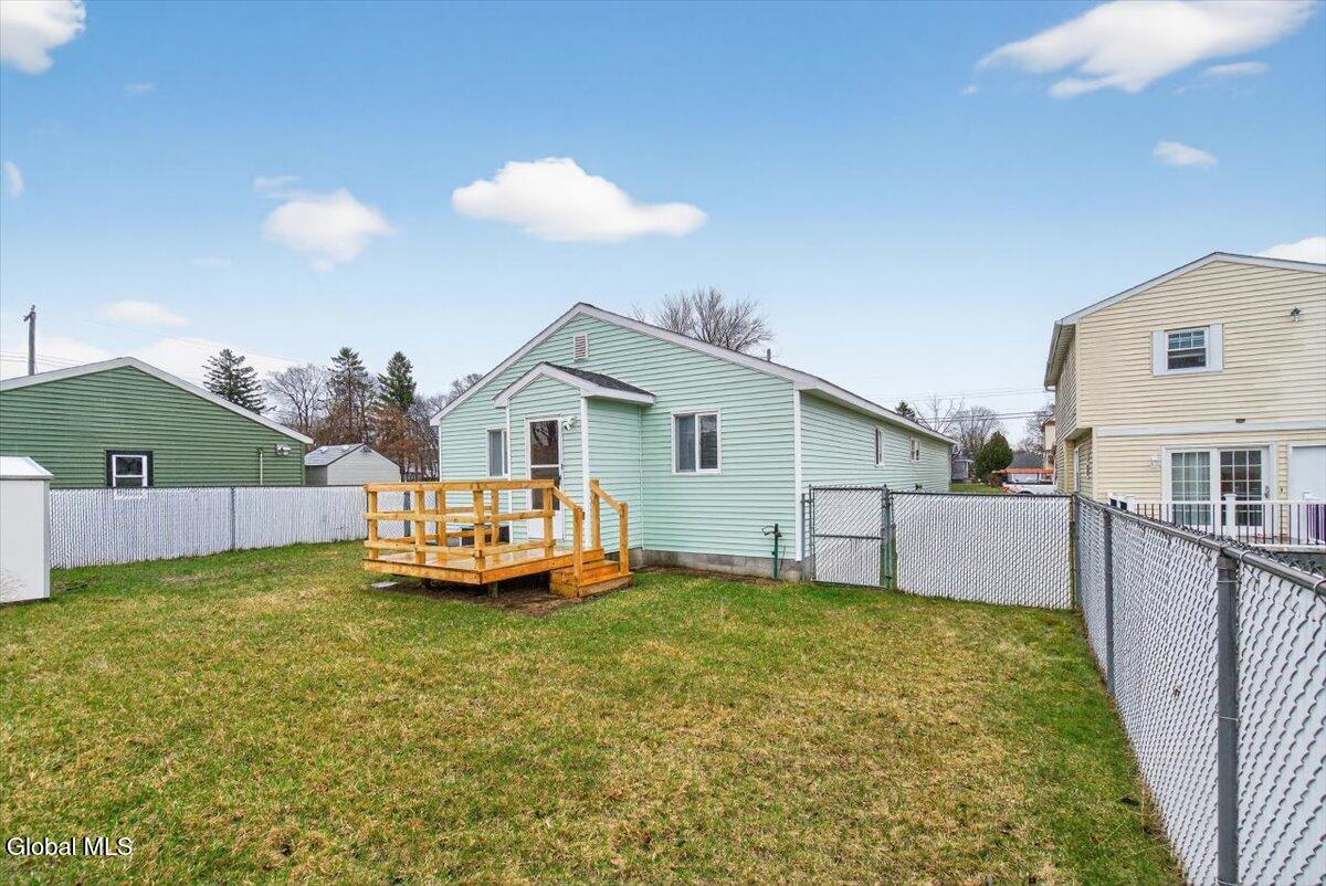 2507 Augustine Avenue Rotterdam NY 12306