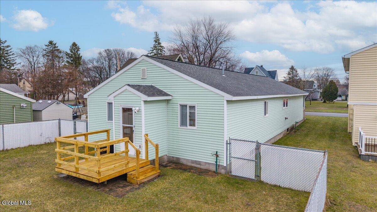 2507 Augustine Avenue Rotterdam NY 12306