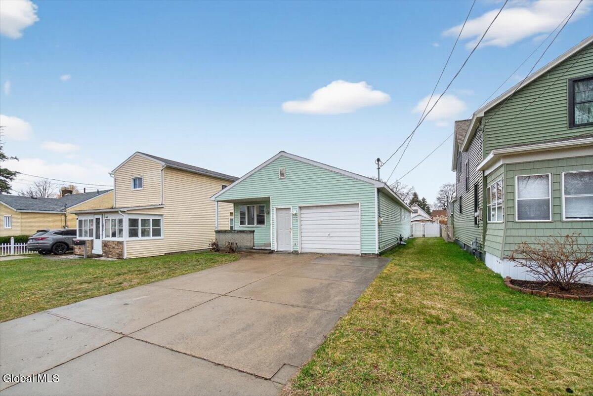 2507 Augustine Avenue Rotterdam NY 12306