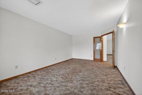 2507 Augustine Avenue Rotterdam NY 12306