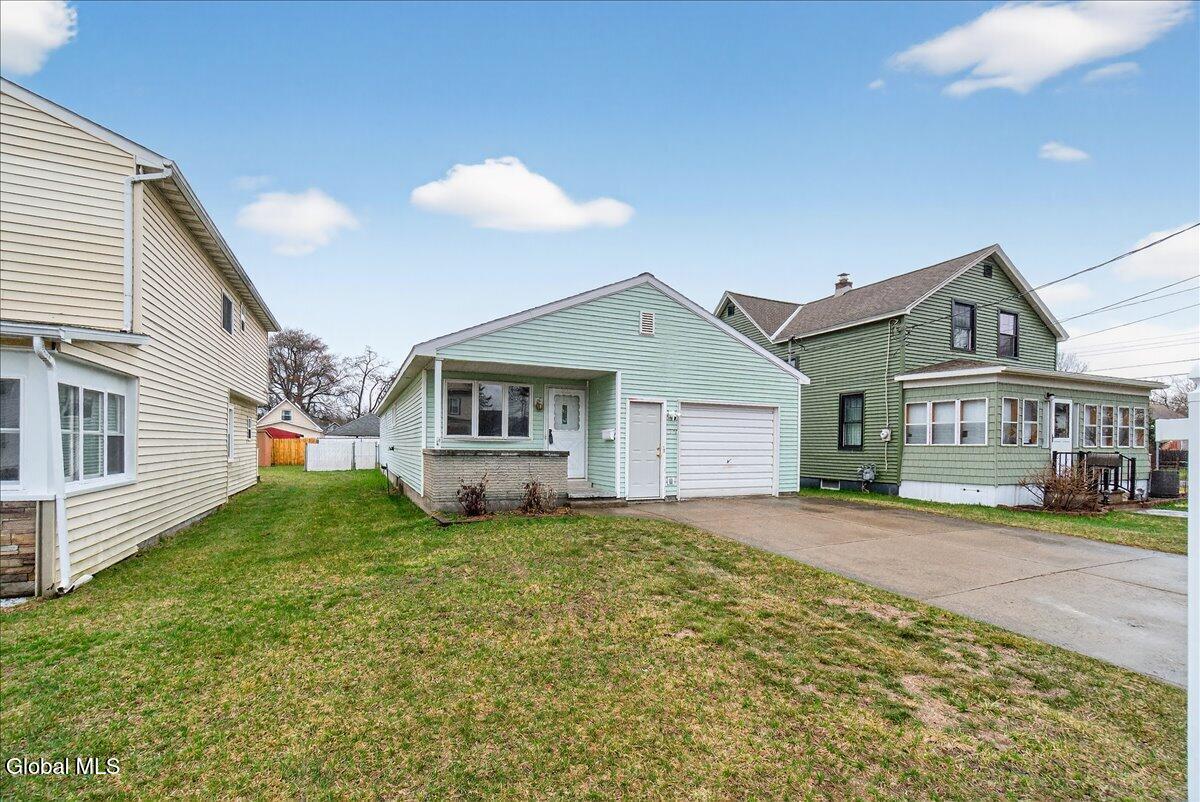 2507 Augustine Avenue Rotterdam NY 12306