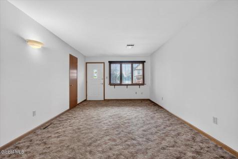 2507 Augustine Avenue Rotterdam NY 12306