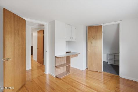 12 Kinloch Avenue Troy NY 12180