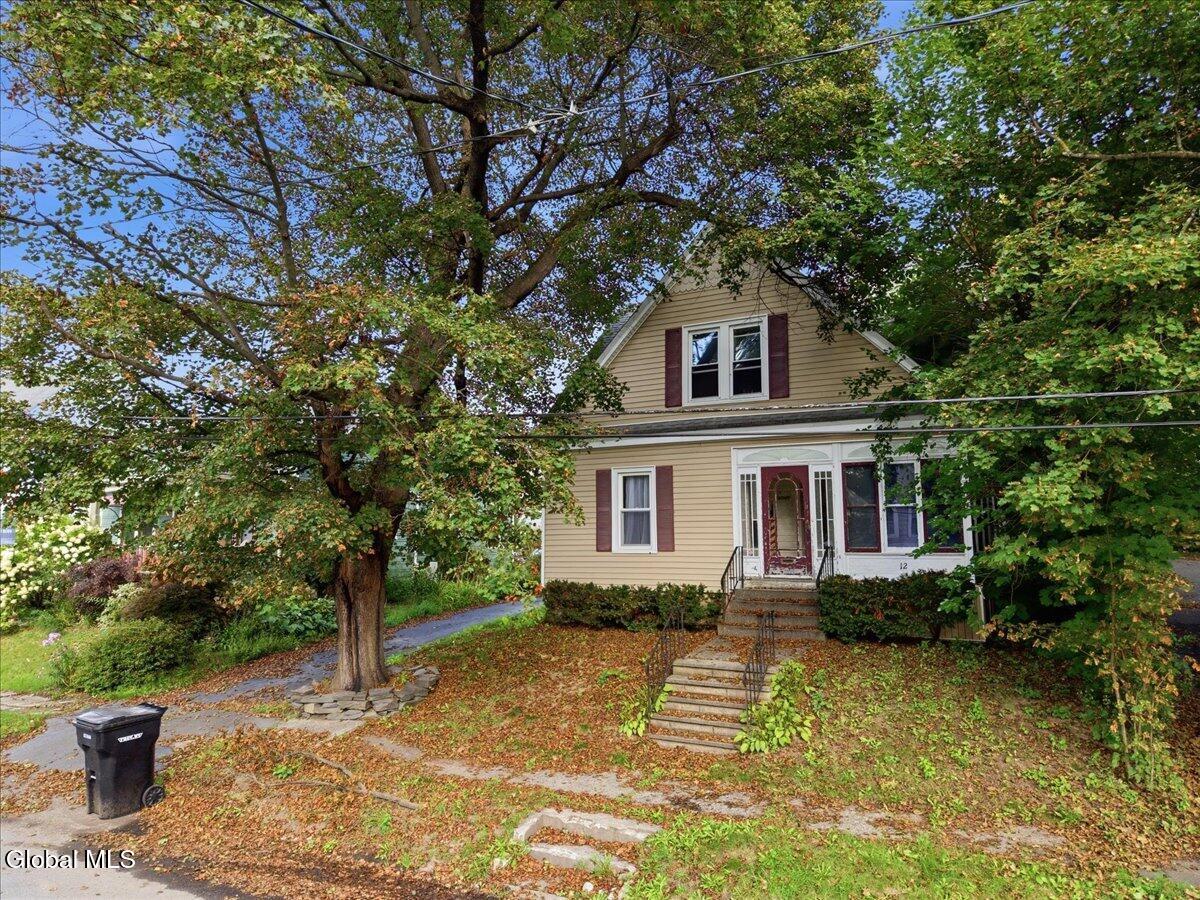 12 Kinloch Avenue Troy NY 12180