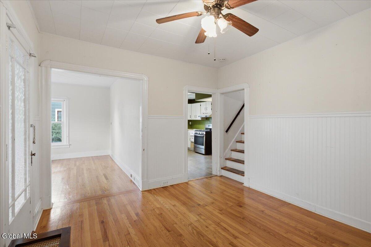 12 Kinloch Avenue Troy NY 12180