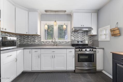 15 Scott Drive Troy NY 12180