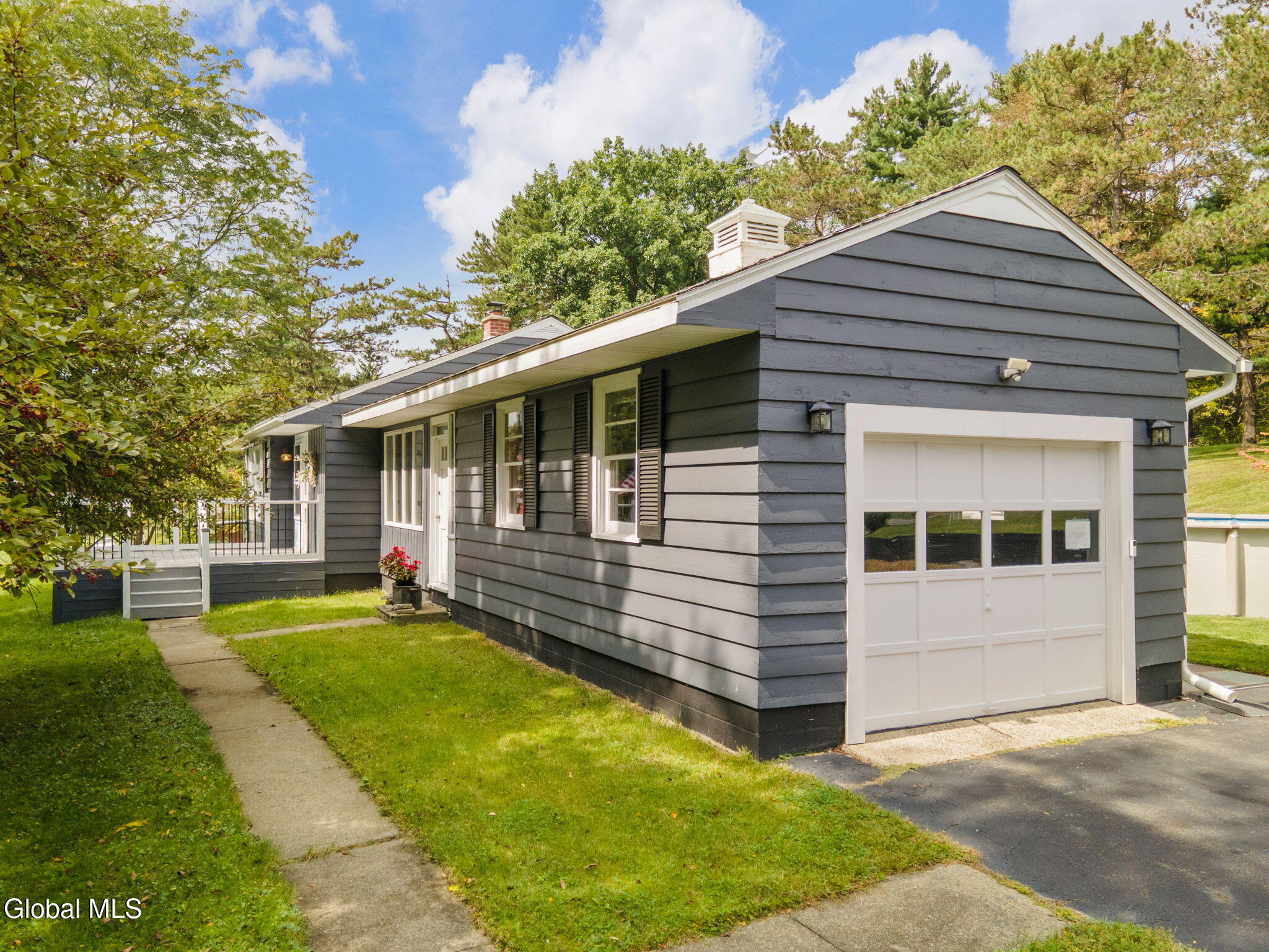 15 Scott Drive Troy NY 12180