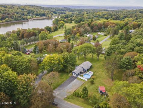 15 Scott Drive Troy NY 12180