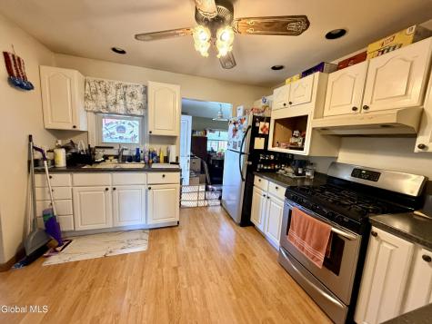 158 8th Avenue Troy NY 12180