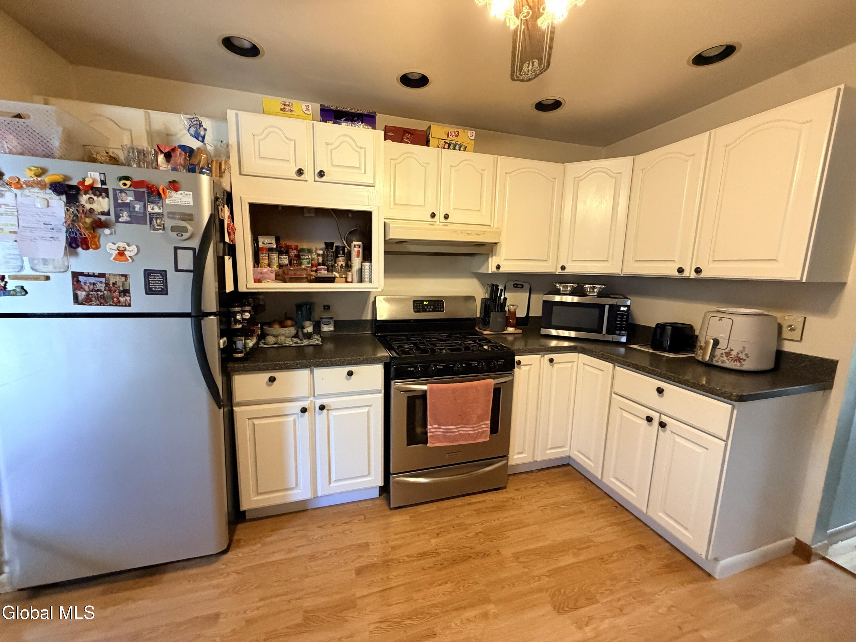 158 8th Avenue Troy NY 12180