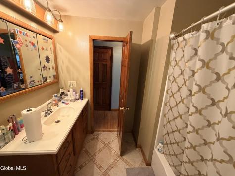 158 8th Avenue Troy NY 12180
