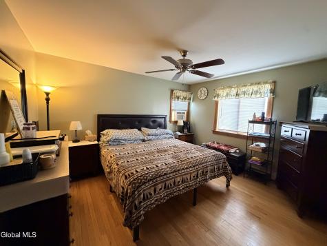 158 8th Avenue Troy NY 12180