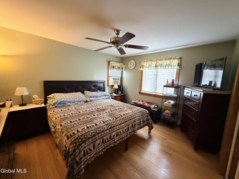 158 8th Avenue Troy NY 12180