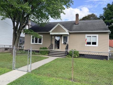 158 8th Avenue Troy NY 12180
