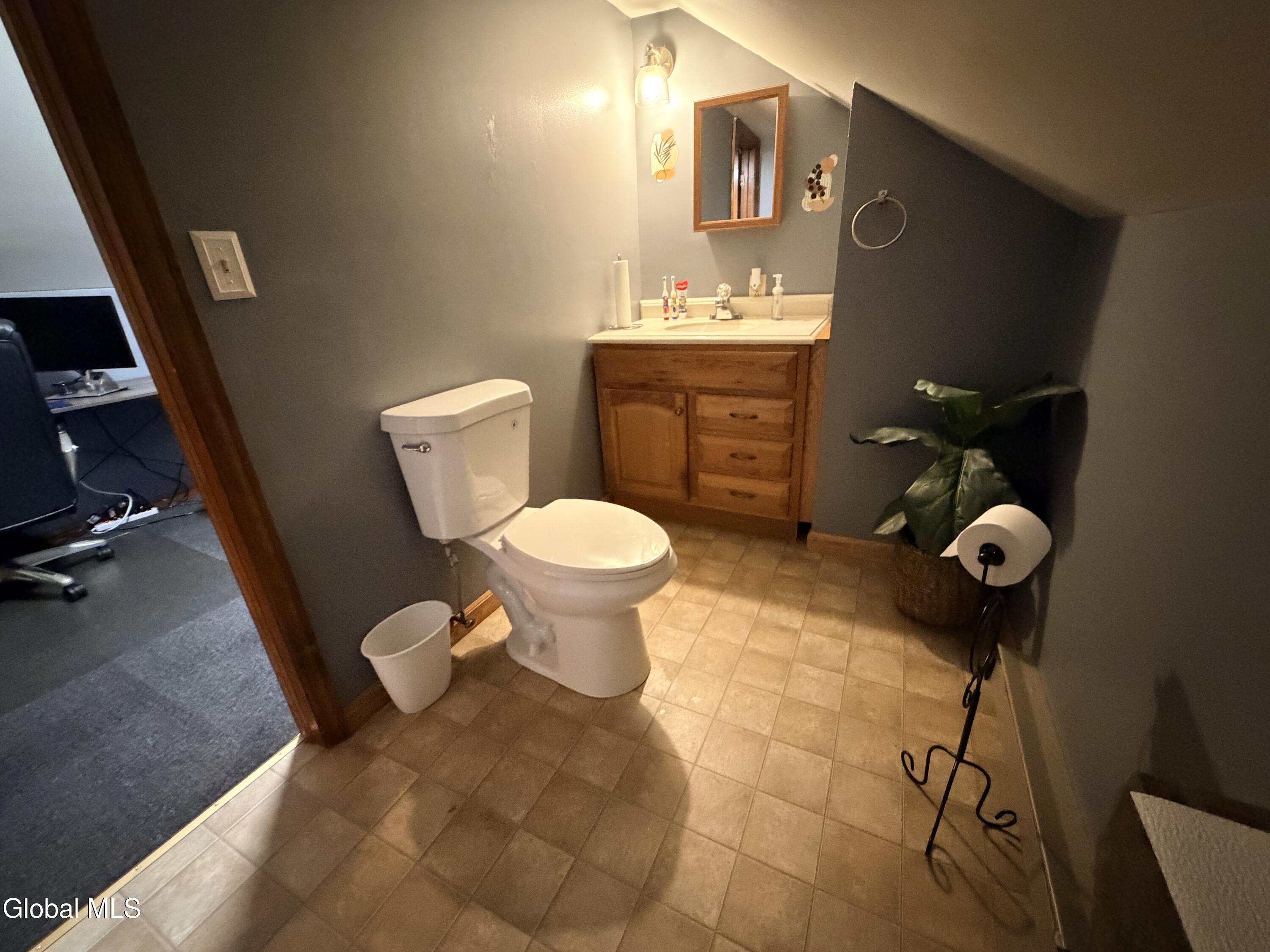 158 8th Avenue Troy NY 12180