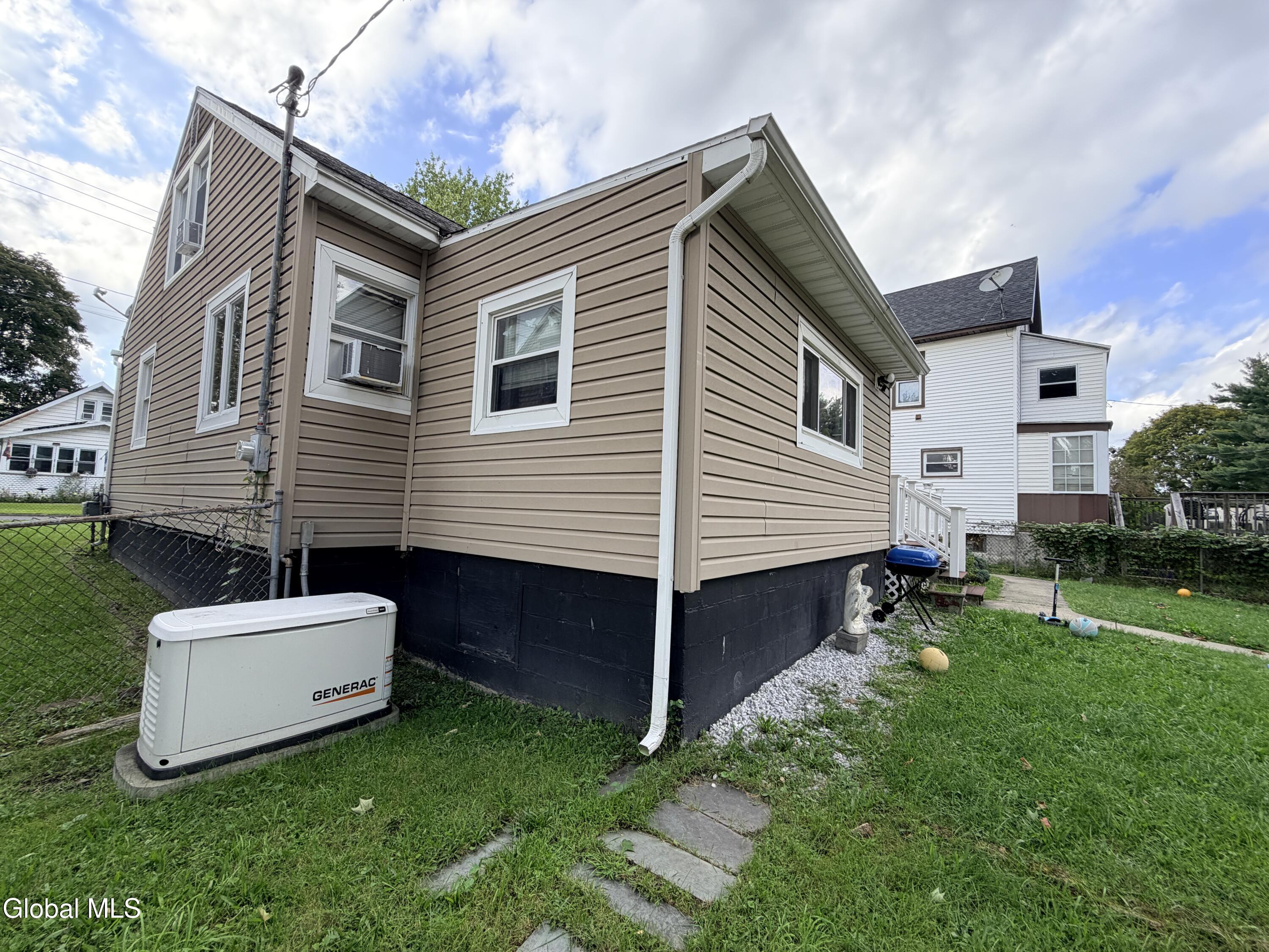 158 8th Avenue Troy NY 12180