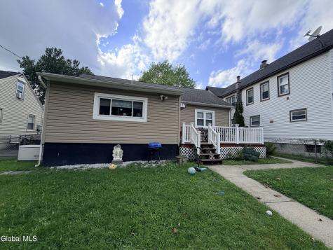158 8th Avenue Troy NY 12180