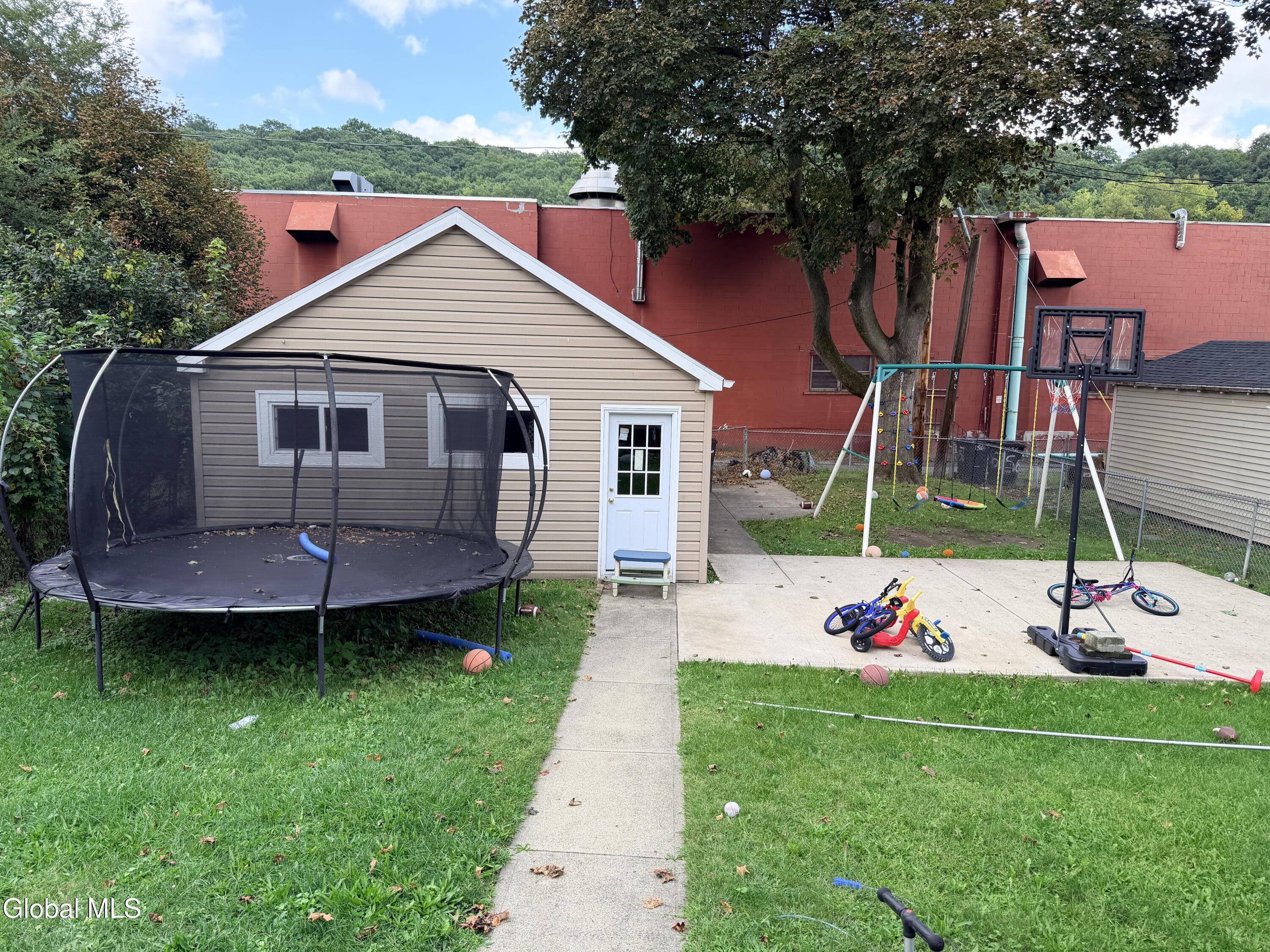 158 8th Avenue Troy NY 12180